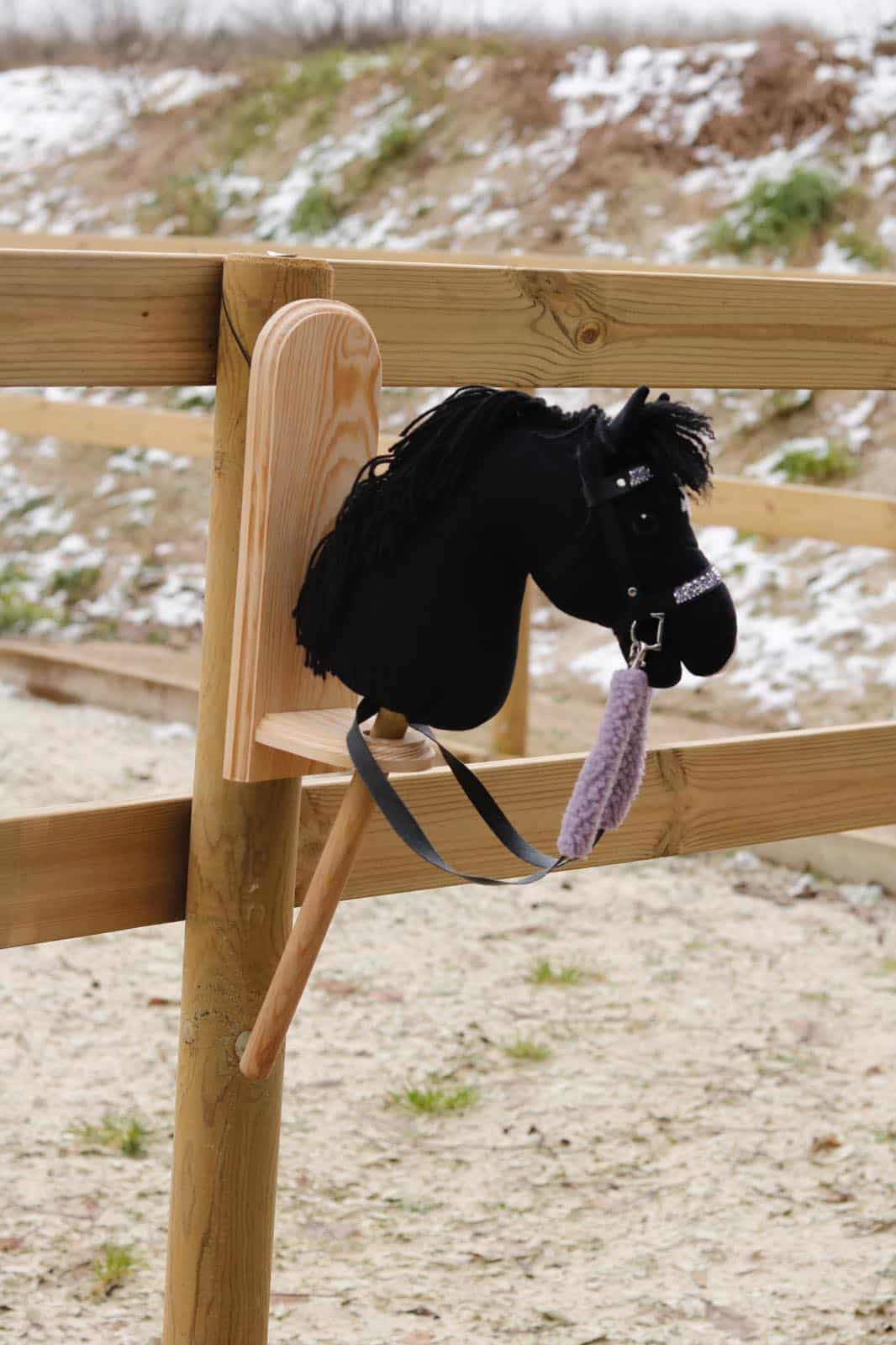 HOLDER KÆPHEST